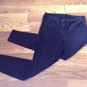 Black high waisted jeans